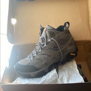 Merrell Gray High-Top Hiking Boots with Suede and Mesh